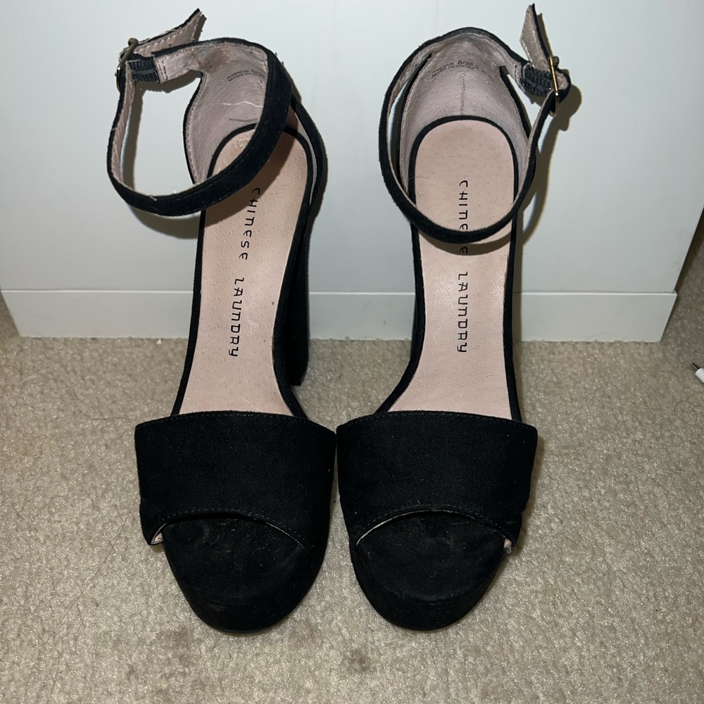 Black suede Chinese laundry shoes